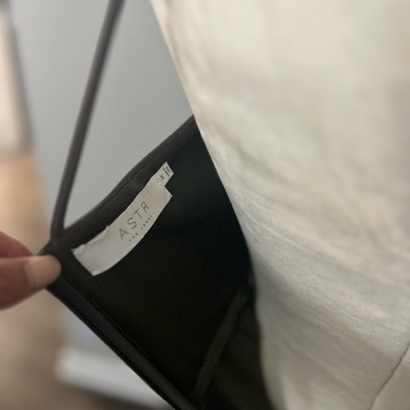 💚Nordstrom ASTR the label Olive Green M Dress💚 - Picture 9 of 9